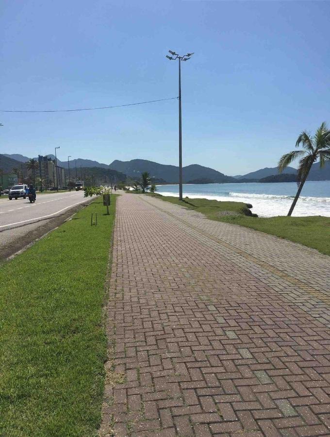 Paz e Mar Beach House em Massaguaçu Caraguatatuba Extérieur photo